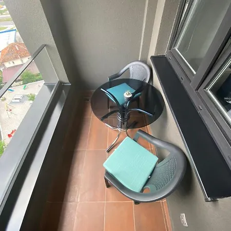 Aurora Bulevar * Sarajevo